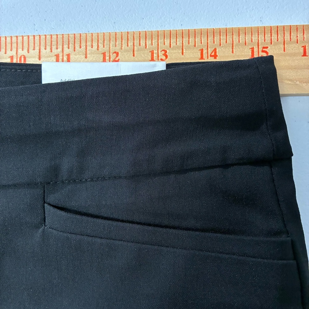 Chicos so slimming Brigitte slim leg pull on pants Women’s Size 6 NWT - Picture 5 of 6